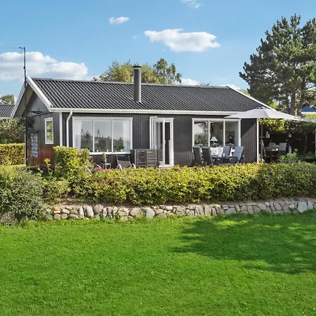 3 Bedroom Beautiful In